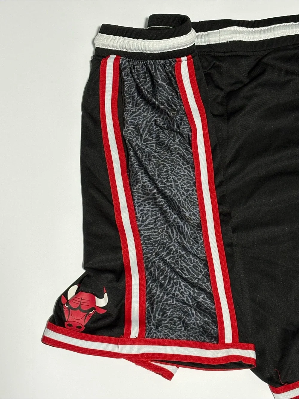 NBA Black, Red & White Chicago Bulls Basketball Shorts